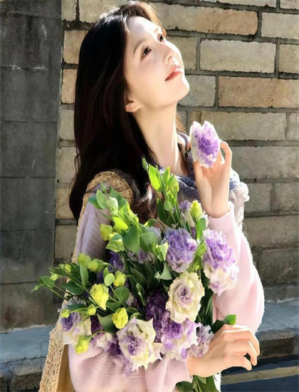 探索《沼泽狂鲨》的奥秘：隐藏细节与深层意义，热门